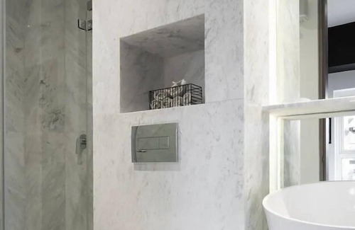 Los Alpes Apartment | Breathtaking 2 level Condo wAmazing Pool