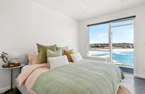 Bondi Beach Apartment | Breathtaking Bondi Beach
