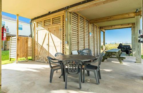 Surfside Beach House | Breathtaking Island Views from Multiple Decks!