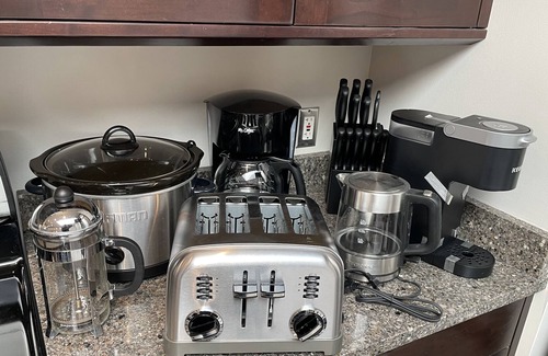 Canandaigua Apartment | Breathtaking large Loft Apmt - Explore Downtown Canandaigua and Finger Lakes