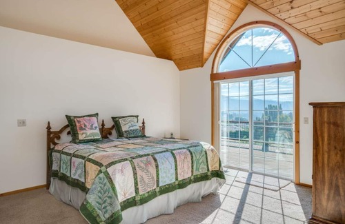 Leavenworth Cabin | Breathtaking mountain retreat minutes away from historic downtown.