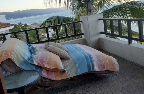 Downtown Puerto Vallarta Condo | Breathtaking .Oceanfront Corner In The Heart Of Centro