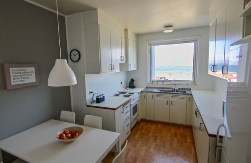 Laekir Apartment | Breathtaking Oceanview near City Centre