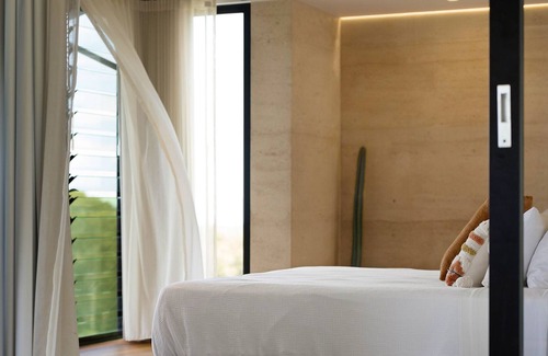 Mount Coolum House | Breathtaking panoramic views of Mount Coolum