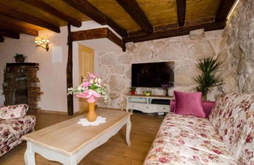 Dunave Krajnje Villa | Breathtaking Scenic Villa with Pool