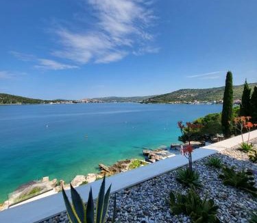Razanj Apartment | Breathtaking Seafront Elegance Luxury Penthouse