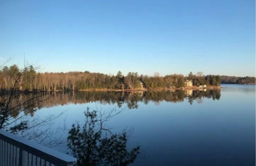 Port Carling Cottage | Breathtaking View Lake Front Cottage