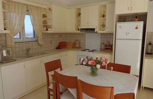 Adele Villa | BREATHTAKING VIEW HOME NEAR BEACH- WITH WII-FI AND PRIVATE POOL