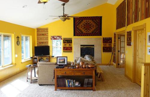 Island Park House | Breathtaking Views Close to Yellowstone
