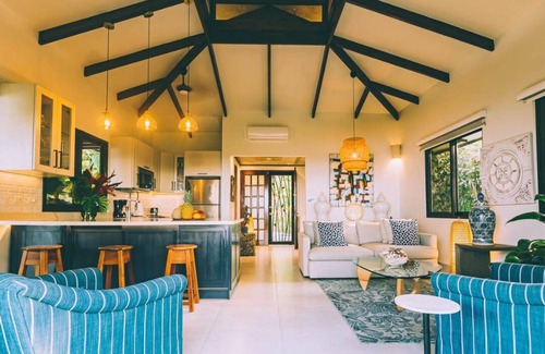Dominicalito House | Breathtaking Views-2 pools-Dominical-100MBinternet