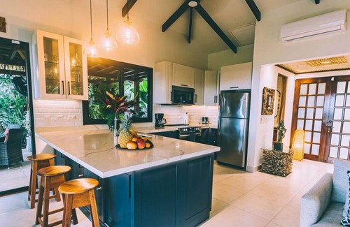 Dominicalito House | Breathtaking Views-2 pools-Dominical-100MBinternet