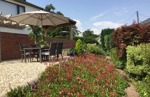 Littledean Cottage | Breathtaking views across the River Severn