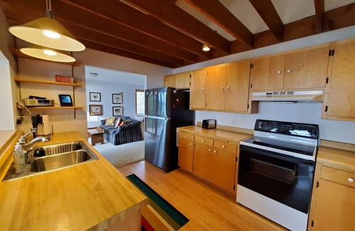 Sturgeon Bay House | Breathtaking views on the Bay! Waterfrontage!