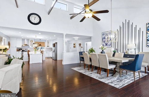 Elkton House | Breathtaking waterfront home- w/private pool- Booking Fall 2025 & Summer 2026