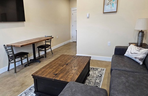 Grove City Hotel | Breckenridge Suites