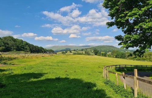 Llanfihangel Tal-y-llyn House | Brecon Beacons Lovely cottage with stunning views