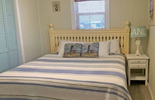 Grand Isle House | Breeze - Beachfront - Island Realty