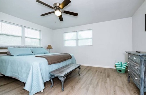 Smith's Memento Apartment | BREEZE SUITE -PETS WELCOME