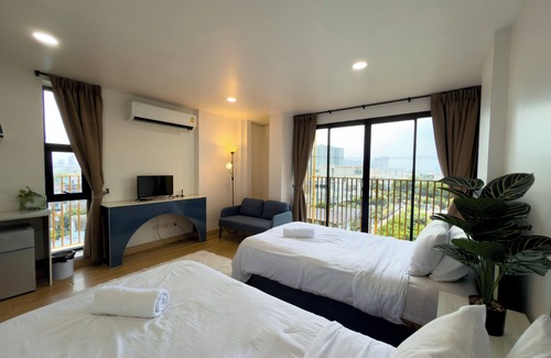 Chatuchak Hotel | Breezewood Bangkok Hotel