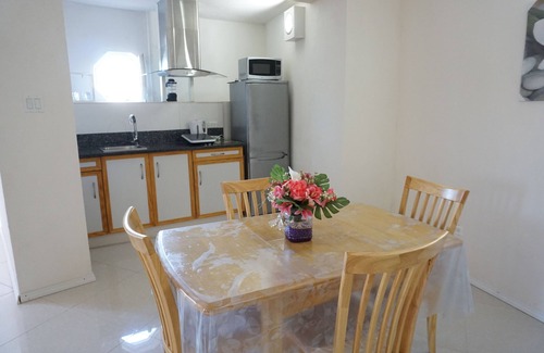 Inch Marlowe Apartment | Breezy LR GND Floor Apt Higher Altitude, Barbados
