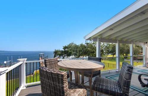 Gulf Breeze House | Breezy on the Bay