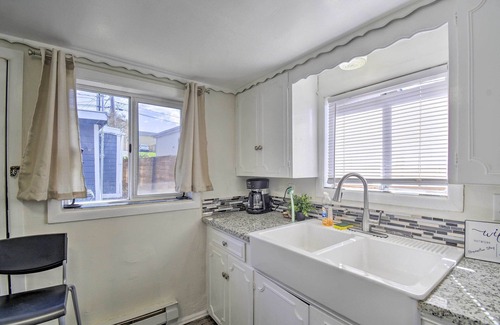 Bremerton Cottage | Bremerton Cottage: 2 Mi to Illahee State Park