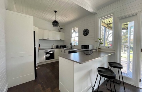 Aberdare House | Brenenvale Cottage - 5 mins to the vineyards in the Hunter Valley
