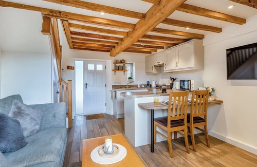 Highbridge Cottage | Brent Cottage - UK48889