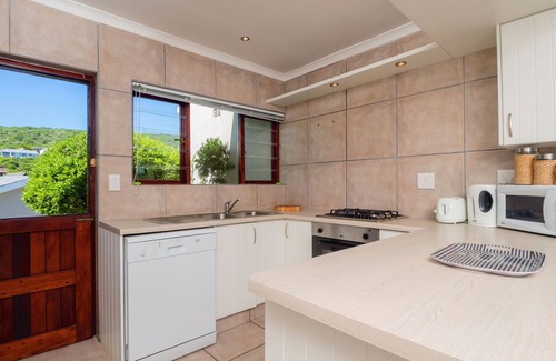 Brenton-on-Sea Villa | Brenton Breakers Self-Catering Accommodation