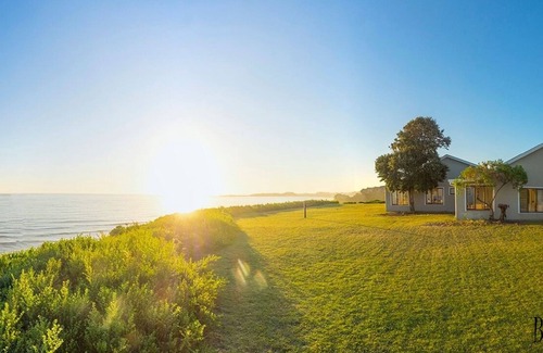 Brenton-on-Sea Villa | Brenton Breakers Self-Catering Accommodation