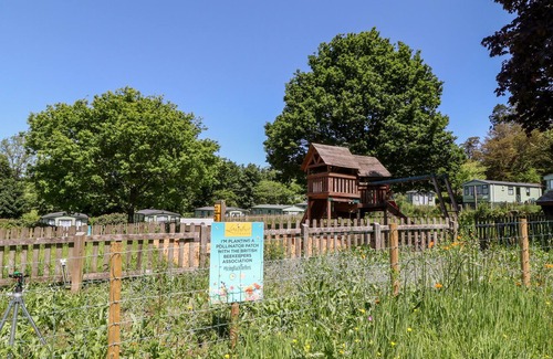 Tavistock House | BRENTOR, family friendly, with a garden in Moortown