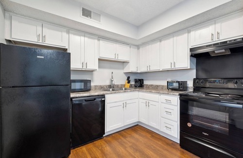 Nashville Apartment | Brentwood P4 I Cozy & Comfy I 2Bd 1.5 Bth