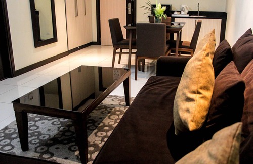 Diliman Hotel | Brentwood Suites
