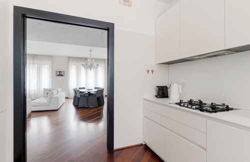 Zona Risorgimento Apartment | Brera Apartments in Dateo