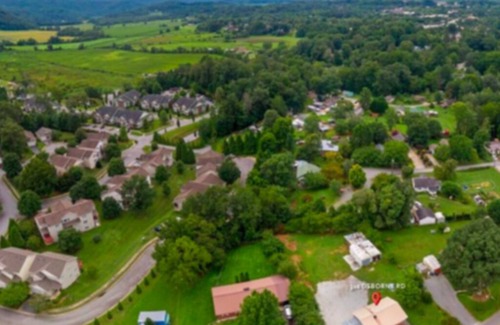 Brevard House | Brevard's Bike Path Bungalow