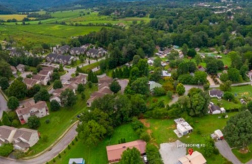 Brevard House | Brevard's Bike Path Bungalow