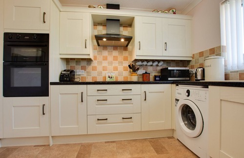 Trevaughan House | Brevyn - Two Bedroom House, Sleeps 4
