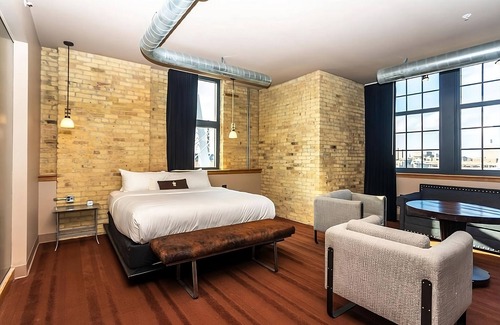 Fifth Ward Hotel | Brew City Getaway, Local Charm, Enjoy A Family-Friendly Stay, Bring Your Pets!