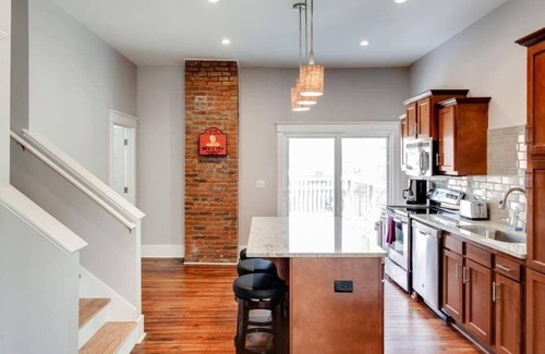 Phoenix Hill House | Brew & View, Walkable, City View, Beer District