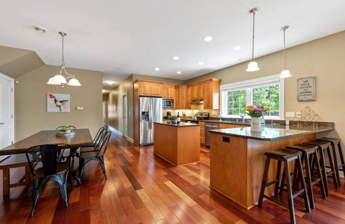 Brewers Hill Condo | Brewers Hill Belle 2 bed, 2 bath, & balcony