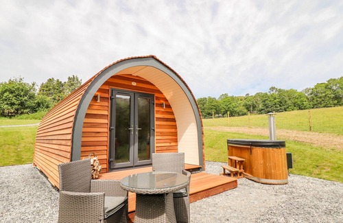 Llanelltyd Cottage | BRIALLEN, pet friendly, character holiday cottage in Dolgellau
