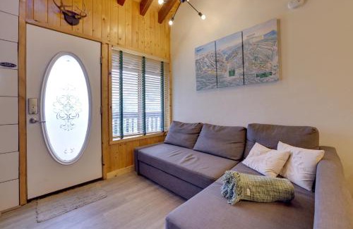 Brian Head Apartment | Brian Head Mountain Retreat Less Than 1 Mi to Ski Resort!
