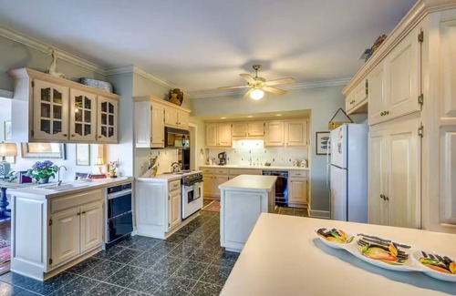Guntersville House | Briar Patch - Guntersville Lake, waterfront w/dock