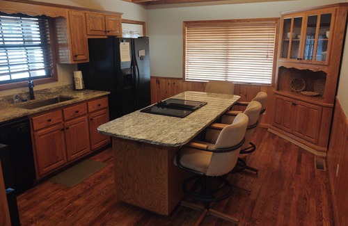Butler House | Briar ridge lodge on beautiful watauga lake