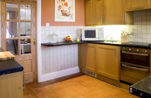 Lindale Cottage | Briarcliffe Cottage