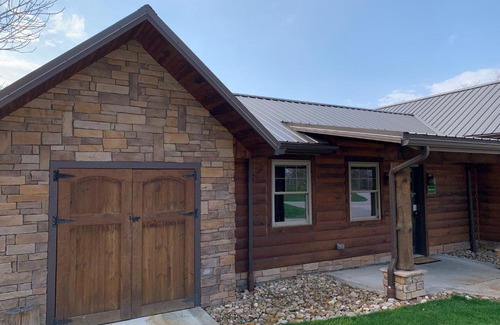 Millersburg House | Briarwood Cabin by Amish Country Lodging