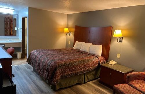 Amory Hotel | Briarwood Inn