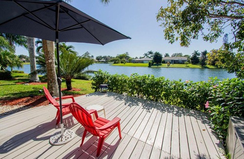 Central Naples House | Briarwood- Terrazzo Lane with Lake View