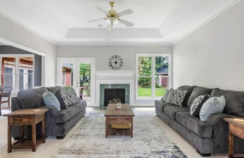Lexington House | Brick Bliss on Broadreach