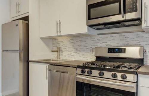 North Ironbound Apartment | Brick city/Ironbound 3 bdr, mins to NYC, EWR